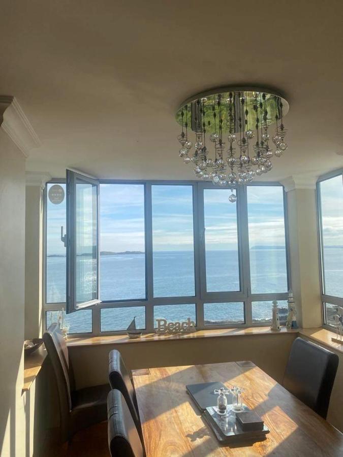 Blue Pool View Apartman Portrush Kültér fotó